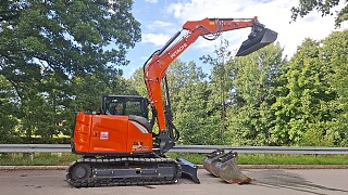 vis_bautechnik_bagger_zx_95.jpg