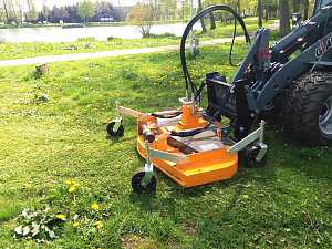 Radlader mit Sichermulcher